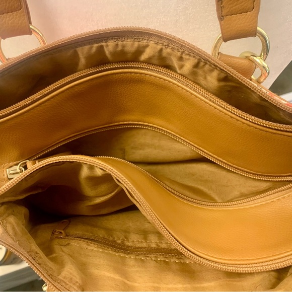 TT purse with multi-colored pink roses - Picture 7 of 8